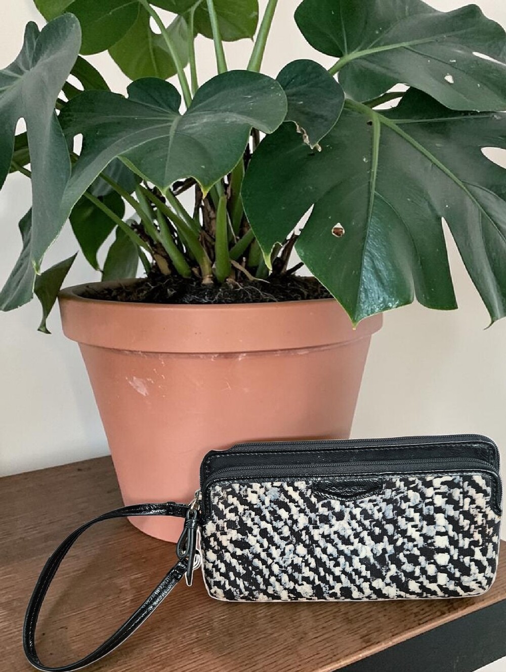 Coach Donegal Houndstooth Double Zip Wristlet Wallet (Style No. 52287) EC